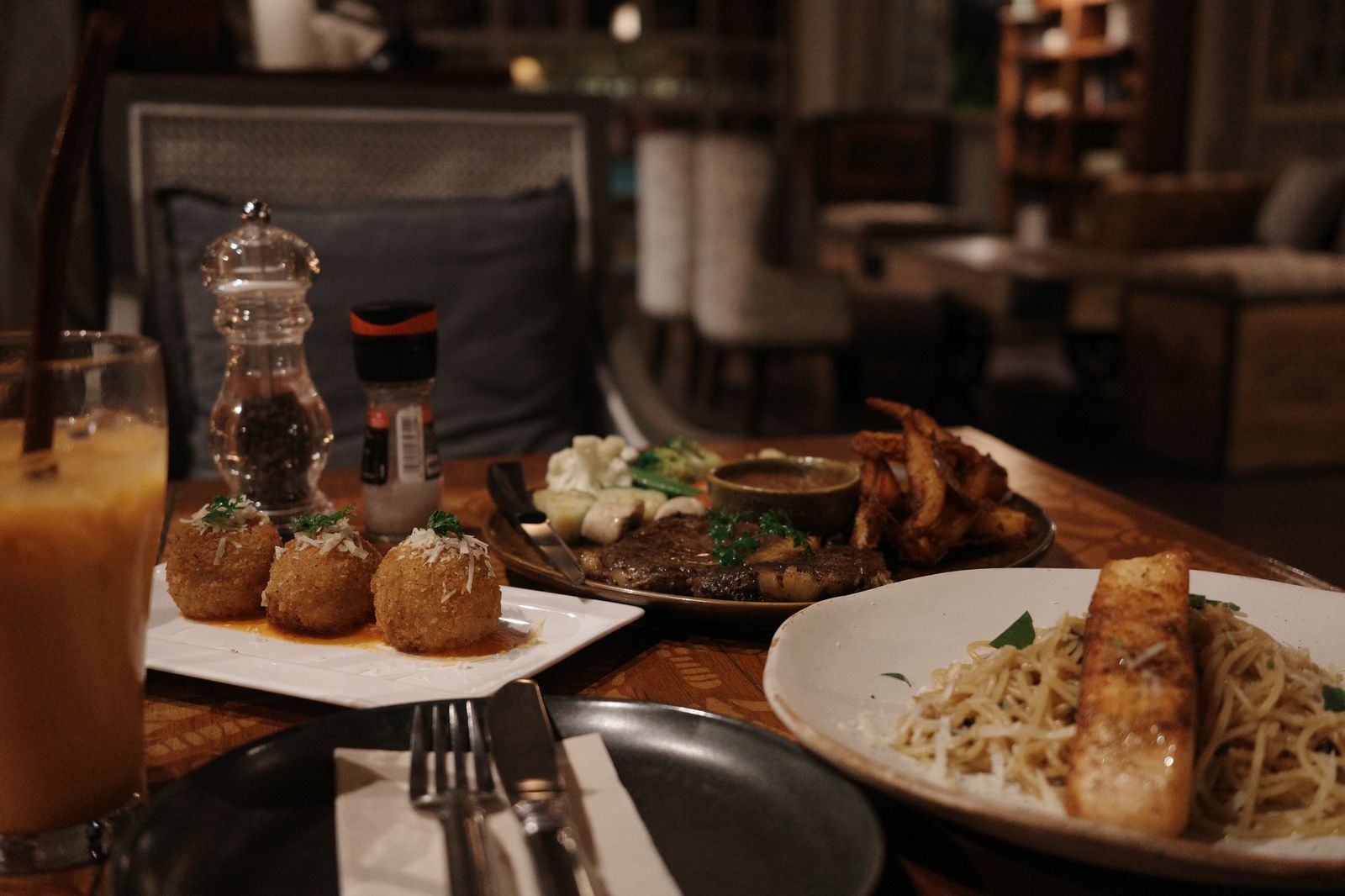 報復性進食